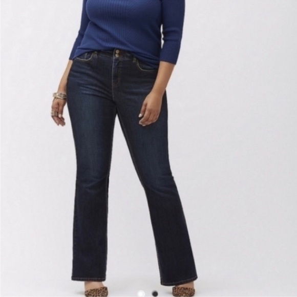 Lane Bryant 18 distinctively boot stretchy denim, dark wash jeans - Picture 1 of 4